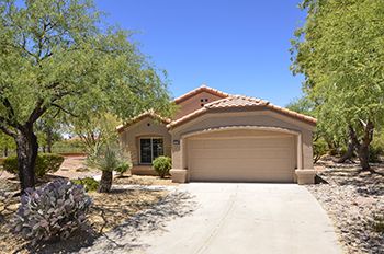 Private Home with Double Lot for Sale in Sun City Oro Valley.