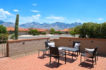 Wonderful Rio Vista Model in Sun City Oro Valley