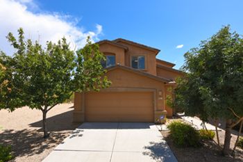 Home for Sale  in Tucson, AZ 85741
