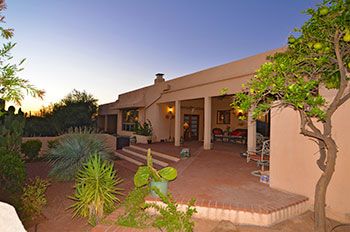 Home for Sale in Tucson Foothills in Sin Vacas Gated Neighborhood