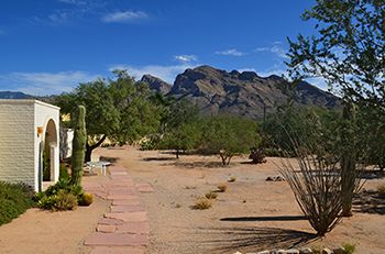 Tucson AZ Home for Sale in Golf Community