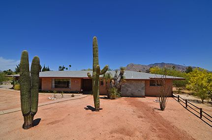 Casas Adobes Home for Sale Northwest Tucson AZ